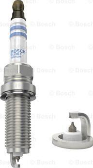 BOSCH 0 242 135 529 - Tändstift xdelar.se