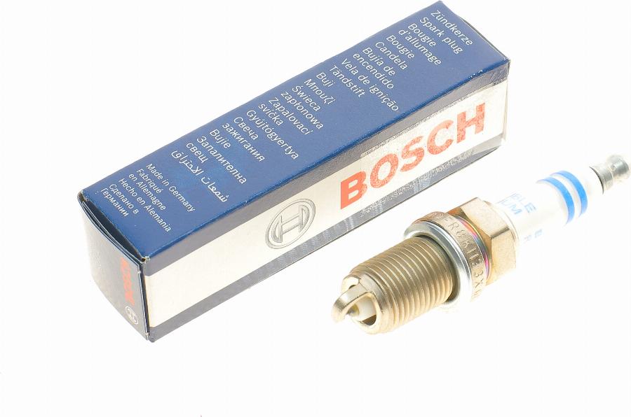 BOSCH 0 242 230 528 - Tändstift xdelar.se