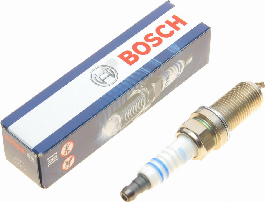 BOSCH 0 242 230 607 - Tändstift xdelar.se