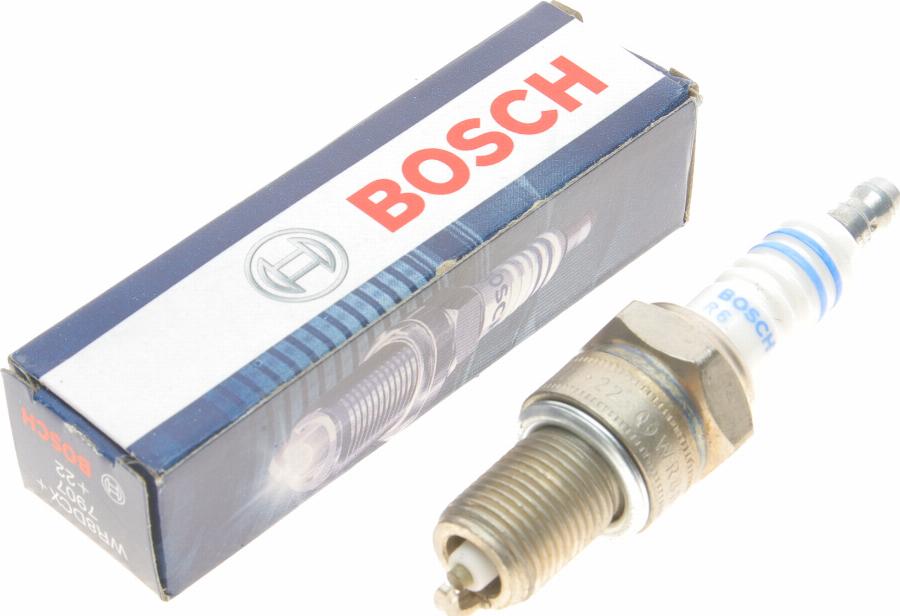 BOSCH 0 242 229 687 - Tändstift xdelar.se