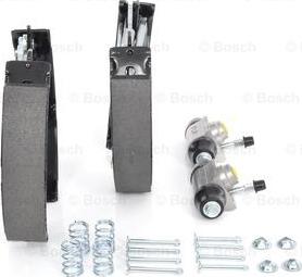 BOSCH 0 204 114 053 - Bromsbackar, sats xdelar.se