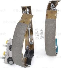 BOSCH 0 204 114 190 - Bromsbackar, sats xdelar.se