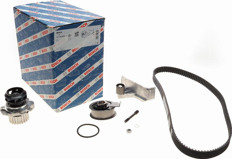 BOSCH 1 987 946 984 - Vattenpump + kuggremssats xdelar.se