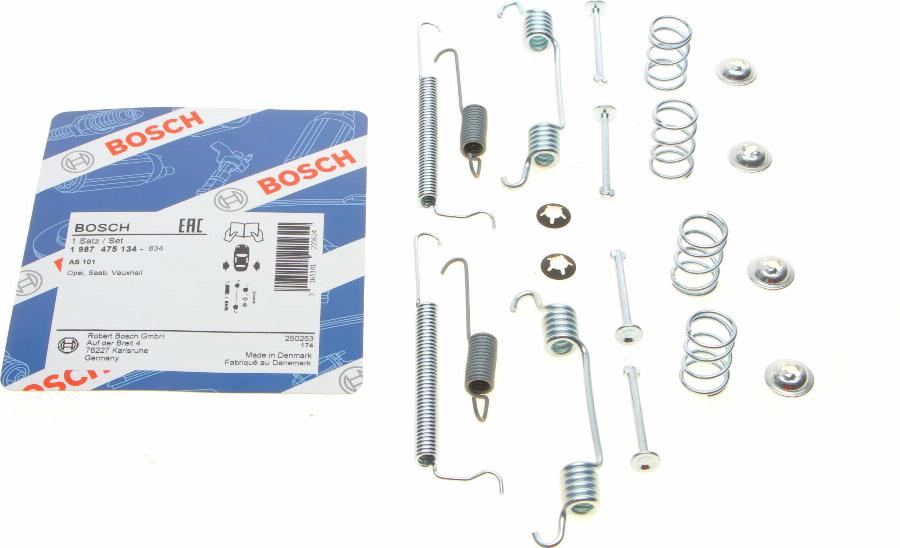 BOSCH 1 987 475 134 - Tillbehörssats, bromsbackar xdelar.se