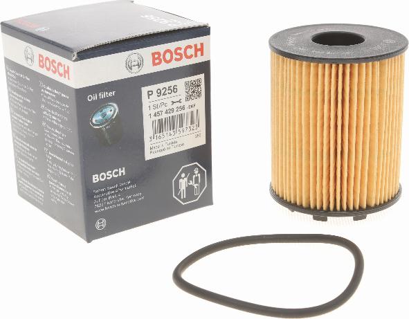 BOSCH 1 457 429 256 - Oljefilter xdelar.se