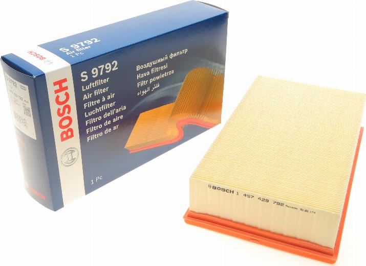 BOSCH 1 457 429 792 - Luftfilter xdelar.se