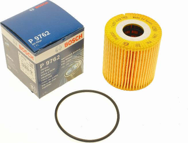 BOSCH 1 457 429 762 - Oljefilter xdelar.se