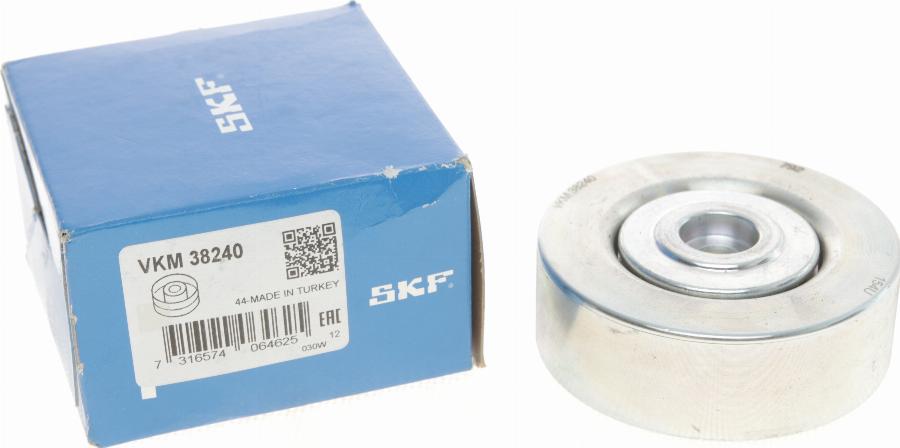 SKF VKM 38240 - Styrrulle, flerspårsrem xdelar.se