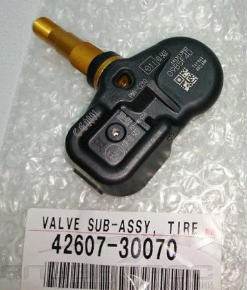 TOYOTA 4260730071 - Hjulsensor, däcktryckskontrollsystem xdelar.se